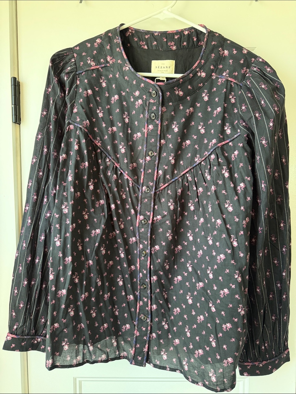 Sezane Black Floral Button-Front Shirt